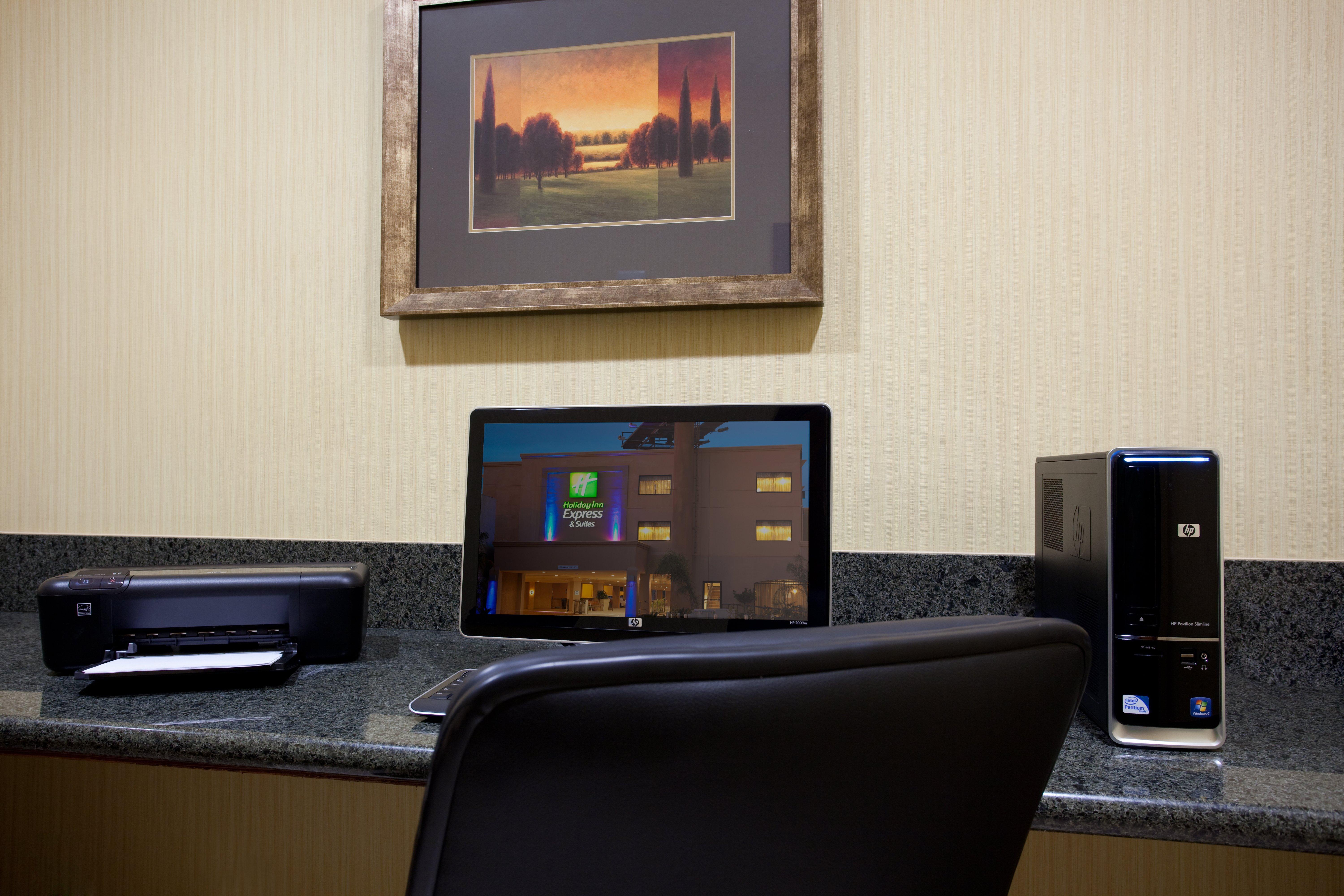 Holiday Inn Express Hotel & Suites Woodland Hills By Ihg Λος Άντζελες Εξωτερικό φωτογραφία