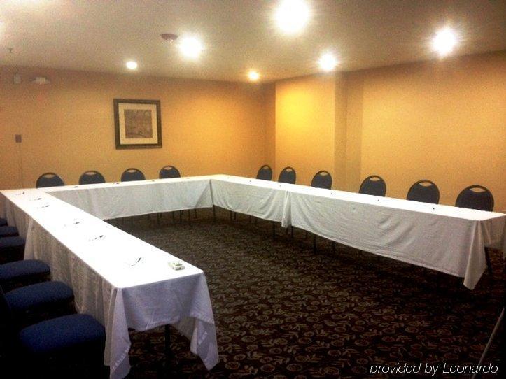 Holiday Inn Express Hotel & Suites Woodland Hills By Ihg Λος Άντζελες Εξωτερικό φωτογραφία